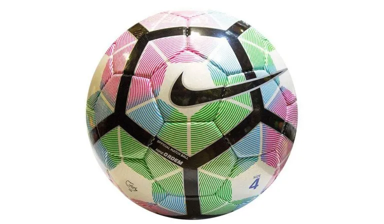 توپ soccer مدل 2020